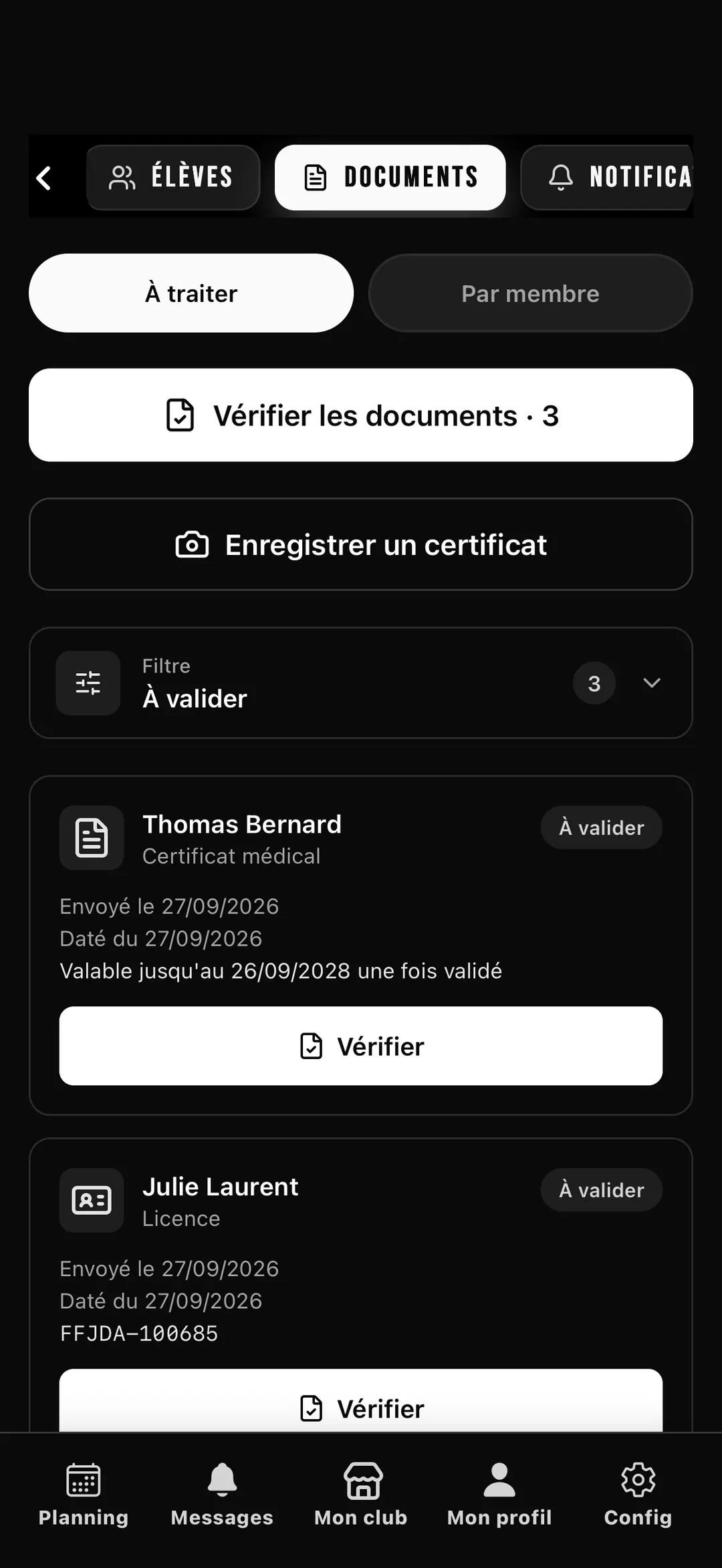 Le membre envoie, vous validez